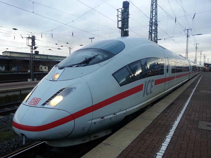 Lokführer in nur 24 Monaten: Deutsche Bahn bietet Ausbildung für
