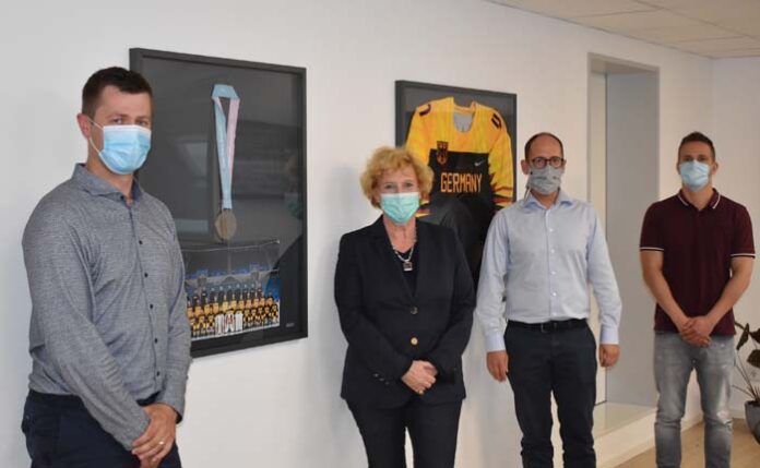 Starke Partner von Bogenhausen bis Kanada: Deutscher Eishockey-Bund und München Klinik machen langjährige Kooperation offiziell Starke Partner von Bogenhausen bis Kanada: Deutscher Eishockey-Bund und München Klinik machen langjährige Kooperation offiziell