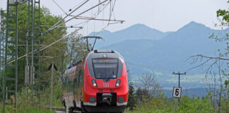 Kostenlos Bahnfahren mit den Gästekarten "Ammergauer Alpen" und "Blaues Land"
