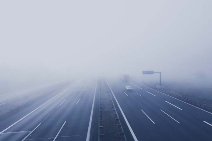 So kommen Autofahrer sicher durch den Nebel So kommen Autofahrer sicher durch den Nebel