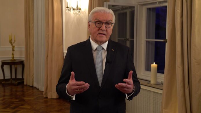 Bundespräsident Steinmeier ruft zur Aktion #lichtfenster auf