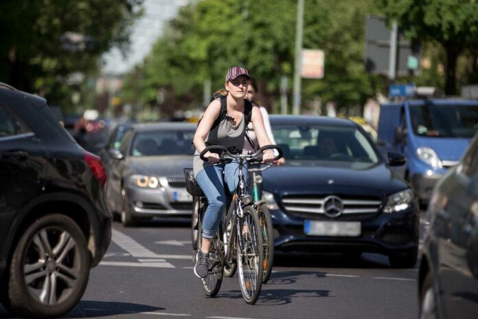 ADFC München: Radfahren darf kein Risiko sein! ADFC München: Radfahren darf kein Risiko sein!