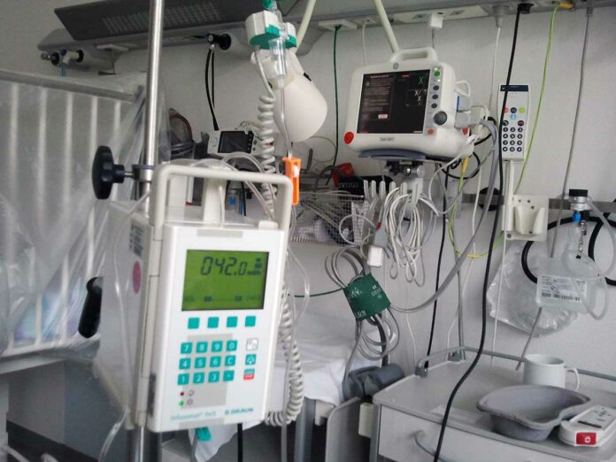 300 COVID-19 Intensivpatienten am LMU Klinikum München 300 COVID-19 Intensivpatienten am LMU Klinikum München