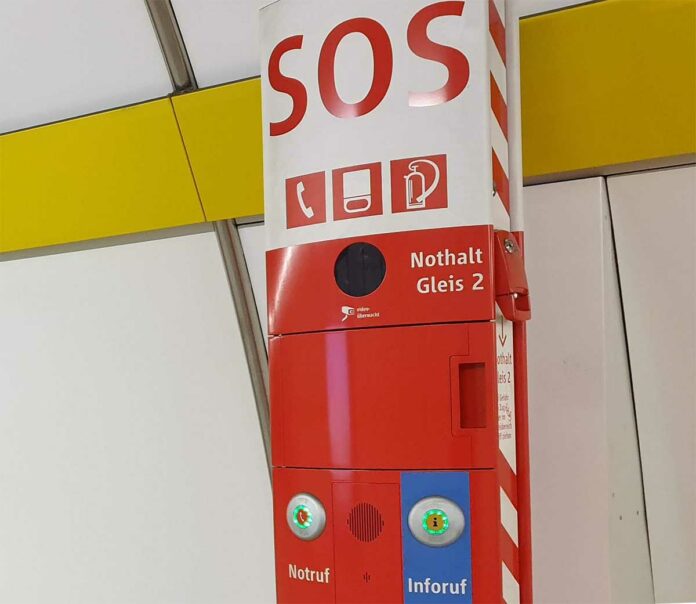 Freimann: 51-jährige in das U-Bahngleis gestürzt Freimann: 51-jährige in das U-Bahngleis gestürzt