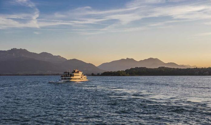 Mit Kapitän Otto auf dem Chiemsee Mit Kapitän Otto auf dem Chiemsee