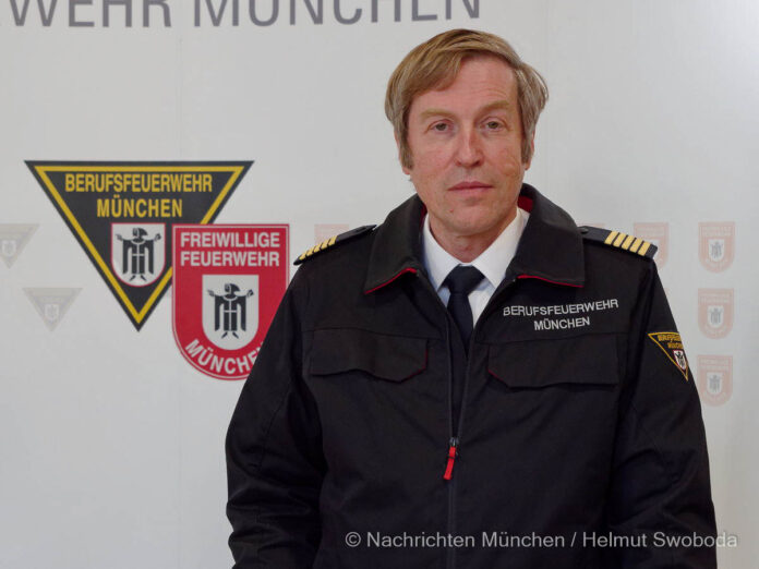 Jahresbericht 2020 vorgestellt: Einsatzzahlen der Feuerwehr München Jahresbericht 2020 vorgestellt: Einsatzzahlen der Feuerwehr München