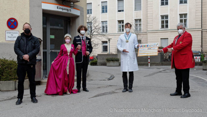 Erlös von 2.000 Euro aus dem Faschingsgottesdienst für die Haunersche Kinderklinik Erlös von 2.000 Euro aus dem Faschingsgottesdienst für die Haunersche Kinderklinik