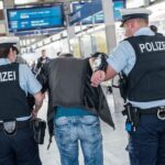 Dumm gelaufen … Bundespolizei nimmt „noch nicht Gesuchten“ fest