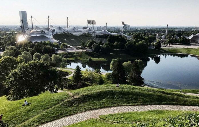 Frühjahrslauf am 12. Juni 2021 im Olympiapark Auftakt der Sportsaison 2021 Frühjahrslauf am 12. Juni 2021 im Olympiapark Auftakt der Sportsaison 2021
