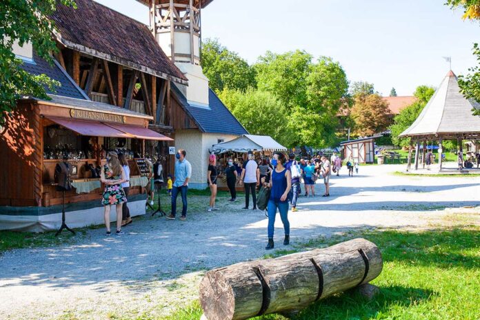 Sommermarkt auf Schloss Kaltenberg 2021