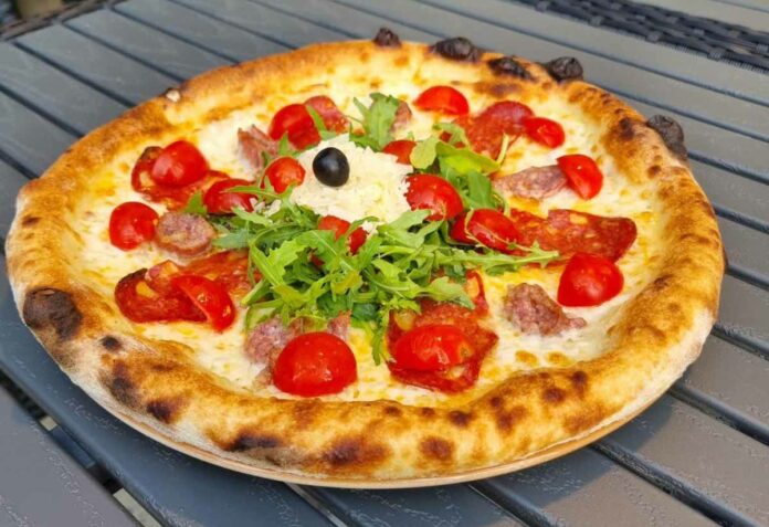 True Italian Pizza Week: Vom 9. bis zum 15. September 2021 feiern die besten Pizzerien Deutschlands das Symbol der italienischen Küche True Italian Pizza Week: Vom 9. bis zum 15. September 2021 feiern die besten Pizzerien Deutschlands das Symbol der italienischen Küche