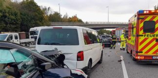 A99 Fahrtrichtung Salzburg: Auffahrunfall mit drei Fahrzeugen