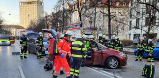 Neuhausen: Verkehrsunfall mit zwei Pkw