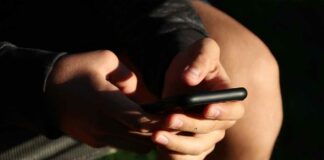 Kein Zusammenhang zwischen Nutzung von Mobiltelefonen und erhöhtem Hirntumorrisiko bei jungen Menschen