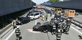 Schwabing-Freimann: Überschlag auf der Autobahn