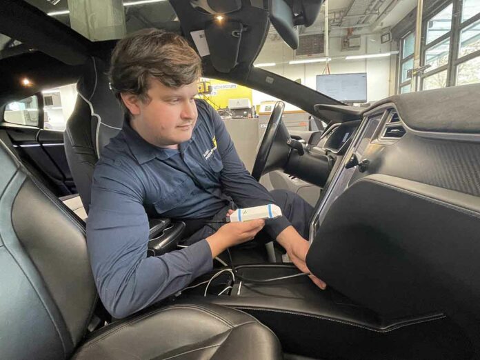 Batterie-Check gibt Sicherheit bei gebrauchten Elektroautos Batterie-Check gibt Sicherheit bei gebrauchten Elektroautos