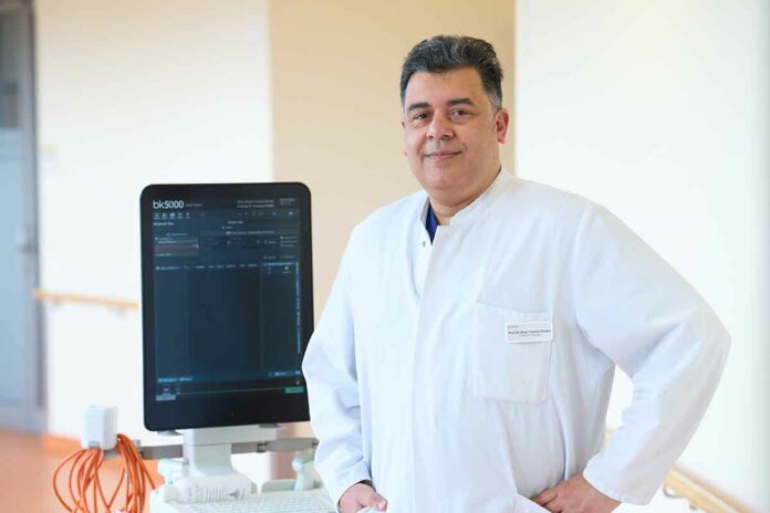 25. Prostata-OP mit Laser durchgeführt: Neue Fachabteilung Urologie setzt auf modernste Technik