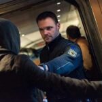 Bedrohung im Zug – Aggressiver Mann verursacht größeren Polizeieinsatz Bedrohung im Zug - Aggressiver Mann verursacht größeren Polizeieinsatz