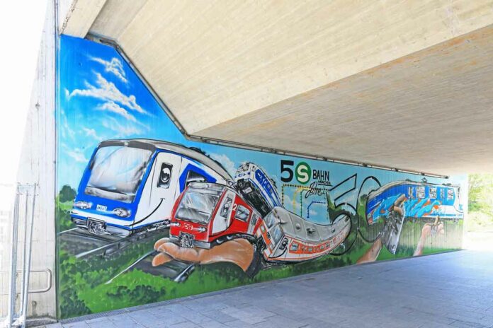 50 Jahre S-Bahn München: Graffitikünstler gestalten Flächen in S-Bahn-Stationen 50 Jahre S-Bahn München: Graffitikünstler gestalten Flächen in S-Bahn-Stationen