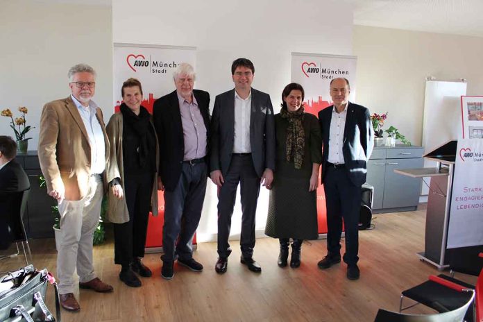 Eröffnung nach Sanierung - Haus der Arbeiterwohlfahrt Eröffnung nach Sanierung - Haus der Arbeiterwohlfahrt