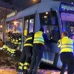 Straßenbahn ausgerutscht Straßenbahn ausgerutscht