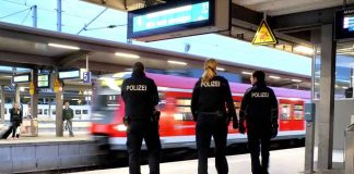 Person im Gleis - Security bespuckt - Fast unbekleidet im Hauptbahnhof