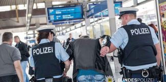 Fliegende Bierflaschen und Krücke als Waffe am Hauptbahnhof