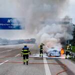 A 99 - Vollsperrung wegen Fahrzeugbrand