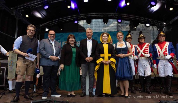 Franziska Inselkammer ist das neue Münchner Kindl Franziska Inselkammer ist das neue Münchner Kindl
