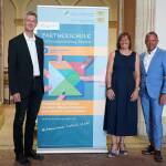 Piazolo und Glauber: Clever im Alltag / 93 Schulen für Einsatz in der Verbraucherbildung ausgezeichnet Piazolo und Glauber: Clever im Alltag / 93 Schulen für Einsatz in der Verbraucherbildung ausgezeichnet