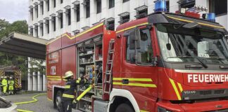 Pasing: Dehnfugenbrand im Bürogebäude