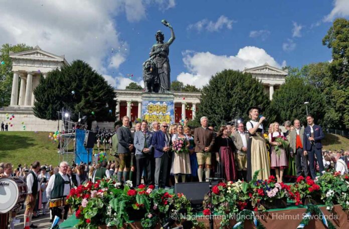 So schön war das Platzkonzert der Wiesnwirte 2023 So schön war das Platzkonzert der Wiesnwirte 2023