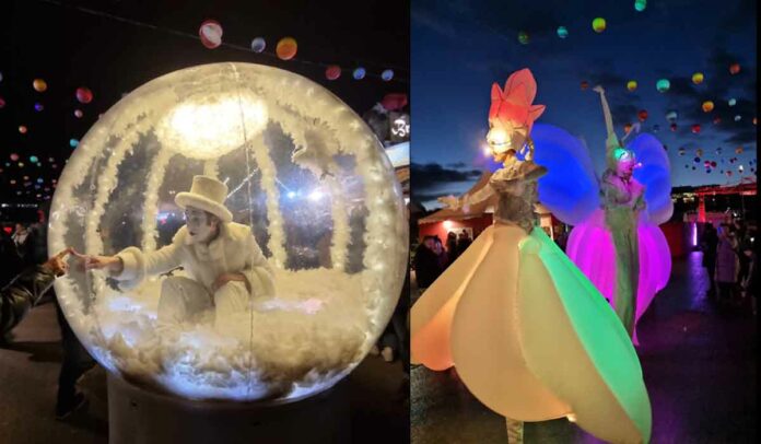 Fabelhafte Figuren laufen auf dem Tollwood Winterfestival Fabelhafte Figuren laufen auf dem Tollwood Winterfestival