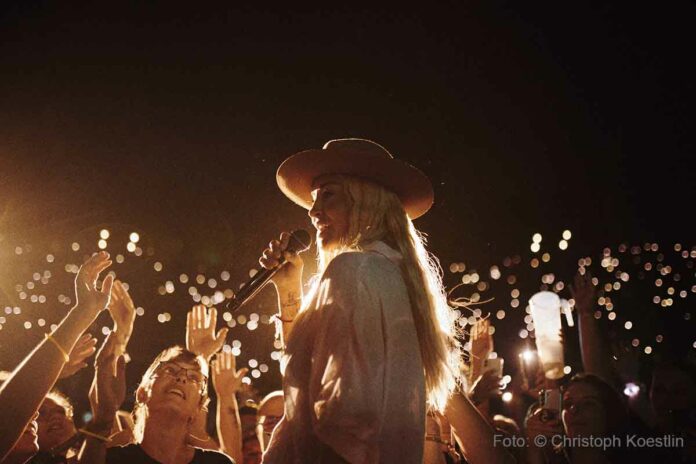 Sarah Connor in der Tollwood Musik-Arena 2024