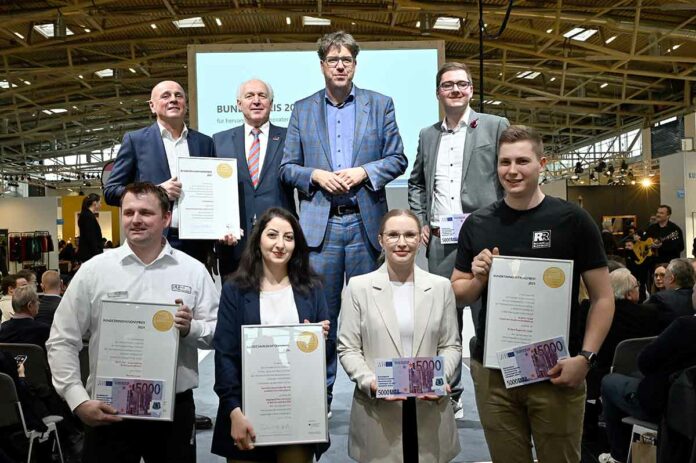 Verleihung der Bundes- und Staatspreise für das Handwerk auf der IHM 2024 Verleihung der Bundes- und Staatspreise für das Handwerk auf der IHM 2024