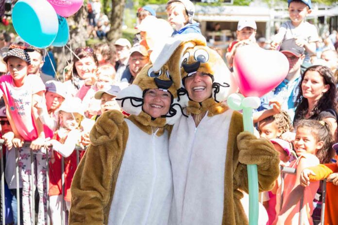 Hopp, hopp: Die Hasen sind los beim Osterfest im Olympiapark