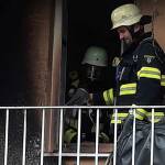 Feuer auf Balkon - Vier Personen bei Brand leicht verletzt