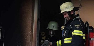 Feuer auf Balkon - Vier Personen bei Brand leicht verletzt