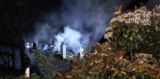 Hoher Sachschaden nach Dachstuhlbrand in Waldperlach