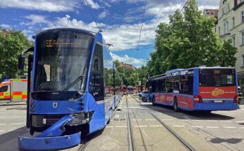 Schwerer Unfall zwischen Tram und Bus - Neuhausen