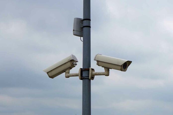 Polizeiliche Videoüberwachung am Alten Botanischen Garten geht in Betrieb Polizeiliche Videoüberwachung am Alten Botanischen Garten geht in Betrieb