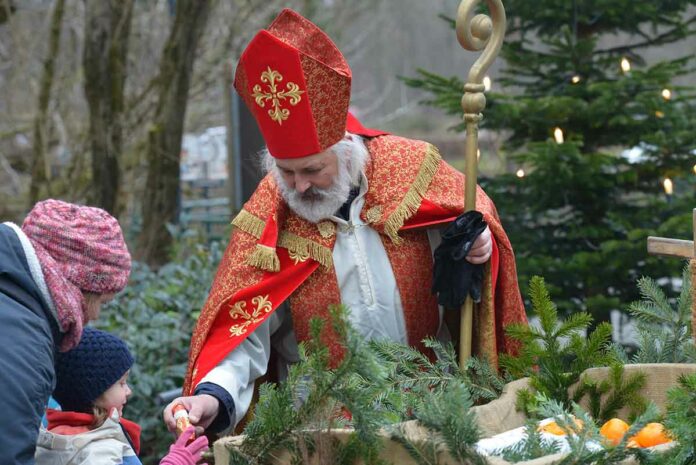 Der Nikolaus kommt in den Tierpark Hellabrunn