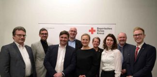 Julian Weiss als Vorsitzender des Münchner Roten Kreuzes gewählt