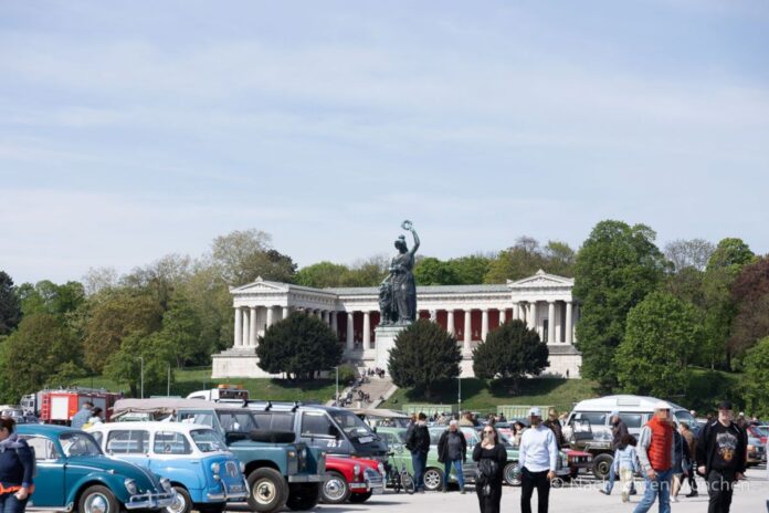 Rückblick auf das 19. ACM-Oldtimertreffen „Unter der Bavaria“ 2025 Rückblick auf das 19. ACM-Oldtimertreffen „Unter der Bavaria“ 2025