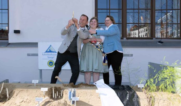 Startschuss für die Spargelsaison 2025: Feierliche Eröffnung auf dem Münchner Viktualienmarkt Startschuss für die Spargelsaison 2025: Feierliche Eröffnung auf dem Münchner Viktualienmarkt