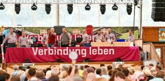 Flughafen München versteigert Fundstücke