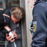 Bierflaschenwürfe am Hauptbahnhof - Pech für couragiert Einschreitenden