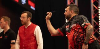 Jonny Clayton gewinnt die ELTEN Safety Shoes Dutch Darts Championship