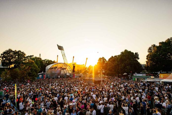 Olympiapark München GmbH erwirtschaftet mit 7 Mio. Euro eines der besten Jahresergebnisse seit Bestehen Olympiapark München GmbH erwirtschaftet mit 7 Mio. Euro eines der besten Jahresergebnisse seit Bestehen