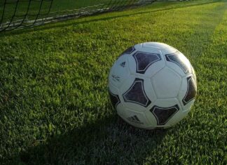 Großes Fußballturnier im Alten Botanischen Garten